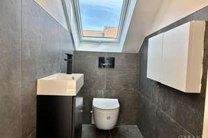Exklusive Dachgeschoss-Wohnung in Stuttgart-West – Die vollständige Adresse der Immobilie erhältst du vom Anbieter., 70178 Rosenberg, Stuttgart – Vorschaubild 12