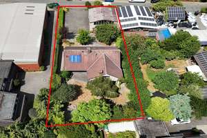 Münster Roxel: Hochwertiges Einfamilienhaus Einliegerwohnung Gewerbehalle schöner Garten zu verk! – 48161 Roxel, Münster – Vorschaubild 2