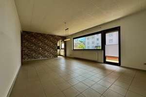 Attraktive 4-Zimmer-Erdgeschosswohnung in Riegel am Kaiserstuhl – Ruhig wohnen, Freiburg schnell e – Die vollständige Adresse der Immobilie erhältst du vom Anbieter., 79359 Riegel am Kaiserstuhl – Vorschaubild 2