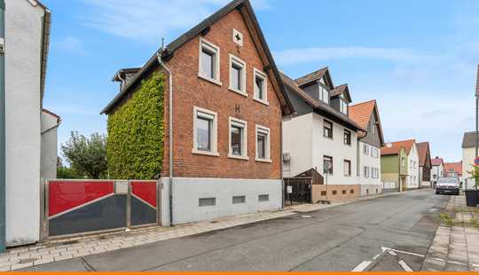 Bild von Charmantes Einfamilienhaus mit historischem Flair und modernem Wohnkomfort