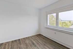 Großzügige 3-Zimmer-Wohnung mit Küche und Balkon in Rostock – Hundsburgallee 7, 18106 Schmarl, Rostock – Vorschaubild 7