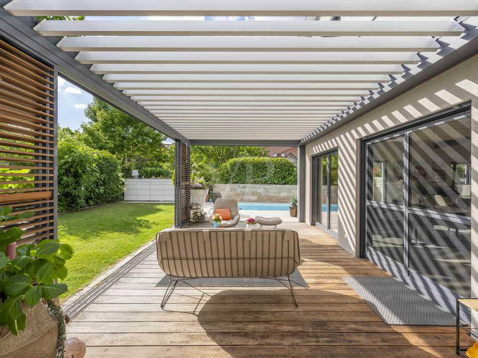Überdachte Terrasse
