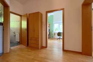 Großzügige Doppelhaushälfte mit schöner Einliegerwohnung und Schwarzwaldblick – Freiburg im Breisgau – Vorschaubild 13