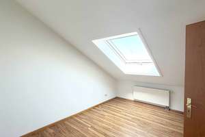 Maisonettewohnung mit 2 Balkonen, 2 Stellplätzen und großem Hobbykeller – Die vollständige Adresse der Immobilie erhältst du vom Anbieter., 77948 Friesenheim – Vorschaubild 8