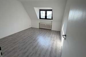 Einziehen & Wohlfühlen - Gemütliche Dachgeschosswohnung in Essen – Im Wulve 11, 45359 Schönebeck, Essen – Vorschaubild 8