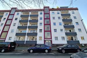 Sehr gepflegte 3-Zimmer-Wohnung mit Balkon und Garage