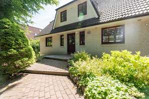 Gepflegtes Einfamilienhaus mit Einliegerwohnung, Vollkeller, Wintergarten und großem Grundstück – Die vollständige Adresse der Immobilie erhältst du vom Anbieter., 22455 Schnelsen, Hamburg – Vorschaubild 10