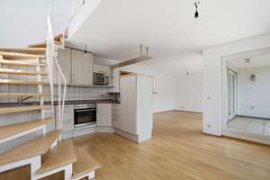 Helle Maisonettewonung schick & modern mit ++Panorama-Terrasse++Tiefgarage++ – Die vollständige Adresse der Immobilie erhältst du vom Anbieter., 71229 Leonberg – Vorschaubild 3