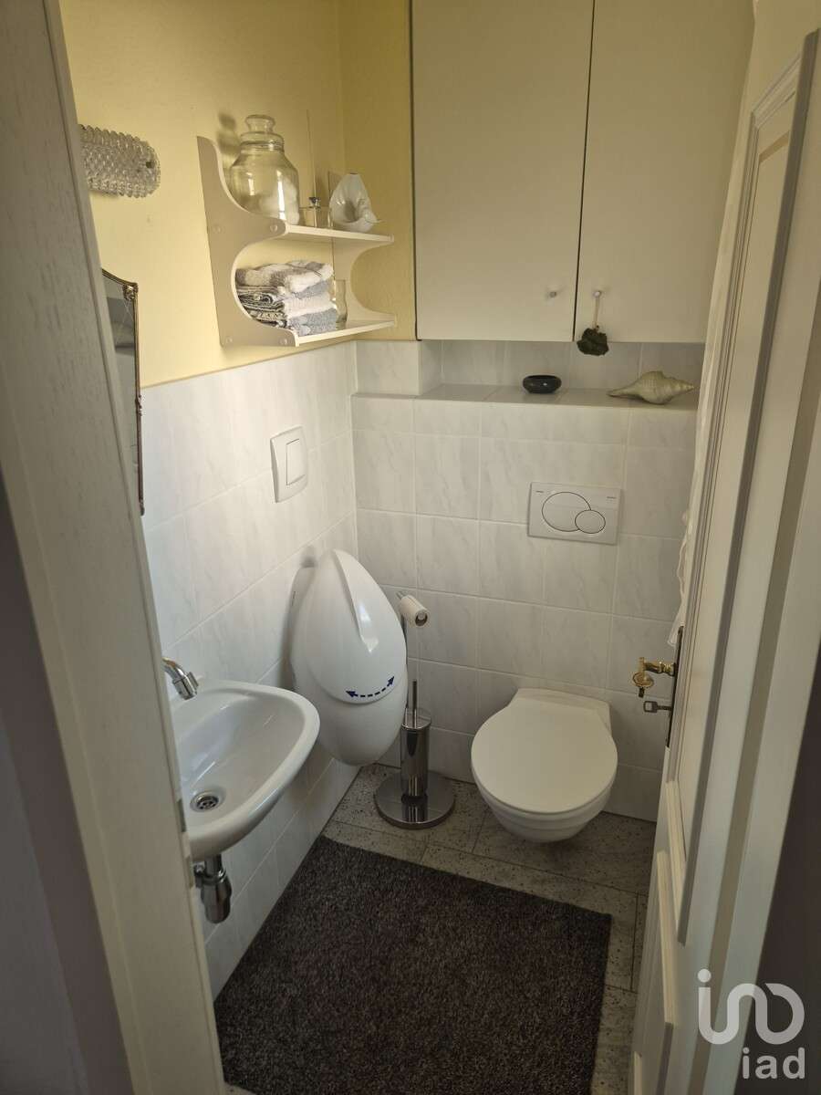 Immobilie in Schefflenz - Charmantes Haus in Feldrandlage mit Pool & einzigartigem Ambiente - Bild 0