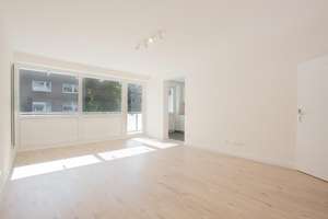 240 qm Garten, EBK, 3 Zimmer mit großem Sonnenscheinbalkon – 40593 Urdenbach, Düsseldorf – Vorschaubild 11