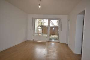 Großhadern - kernsanierte 1 Zimmer Wohnung mit Terrasse