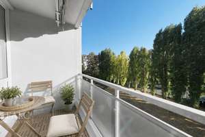 Helles 1-Zimmer-Apartment mit großem Südwestbalkon in Köln-Sülz – Erbbaurecht – 50939 Sülz, Köln – Vorschaubild 3