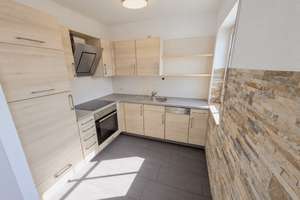 Sofort einziehen - Renovierte und großzügige Wohnung auf 3 Etagen mit eigenem Gartenbereich – 61231 Bad Nauheim – Vorschaubild 4