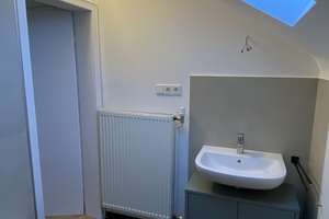 Frisch renovierte Dachgeschosswohnung – Hirschbrunnenweg 10, 68723 Schwetzingen – Vorschaubild 9