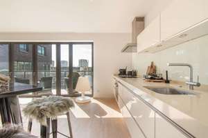 Wasserblick und urbaner Lifestyle in einem Zuhause! – Die vollständige Adresse der Immobilie erhältst du vom Anbieter., 20457 HafenCity, Hamburg – Vorschaubild 5