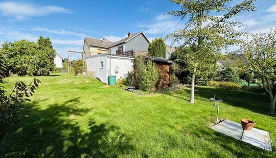 Bild von Doppelhaushälfte mit großem Garten, Garage, Dachterrasse und Sauna in Fallersleben