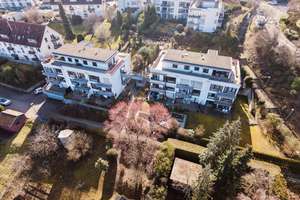 3 Zi-Whg. mit Balkonen, Garten und Doppelgarage in Stuttgart-Botnang