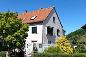 Familienparadies: EFH mit herrlicher Gartenoase und Blick auf die Weinberge! – Miltenberg (Kreis) – Vorschaubild 1