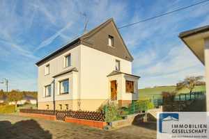 Gepflegtes Einfamilienhaus mit großzügigem Grundstück in ruhiger Wohnlage! – Altenkirchen (Westerwald) (Kreis) – Vorschaubild 1