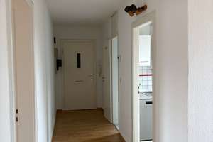 Helle Dachgeschosswohnung mit perfekter Raumaufteilung – Hebbelstraße 15, 30177 List, Hannover – Vorschaubild 2
