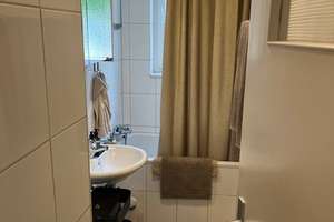 Charmante 2-Zimmer-Wohnung mit Loggia in Düsseldorf-Unterbilk – Wupperstraße 35, 40219 Unterbilk, Düsseldorf – Vorschaubild 9