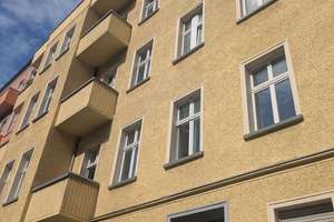 Berlin-Friedrichshain: Helle 2-Zimmer Altbauwohnung mit Balkon, Stuck & Dielen in begehrter Kiezlage – Straßmannstraße 5, 10249 Friedrichshain, Berlin – Vorschaubild 17