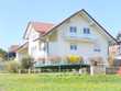 Reserviert! 3-Familien-Haus m. herrl. Ausblick + schönem Garten 
– nur ca. 3 km v. Stadtrand Dingol