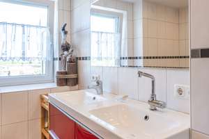 Modernes Wohnhaus in ruhiger Lage von Weilimdorf-Wolfbusch – Die vollständige Adresse der Immobilie erhältst du vom Anbieter., 70499 Wolfbusch, Stuttgart – Vorschaubild 14