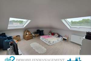 Helle 3-Zimmer im Dachgeschosswohnung zu vermieten!