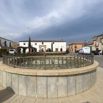 Immobilien zum Verkauf in Villa del Prado