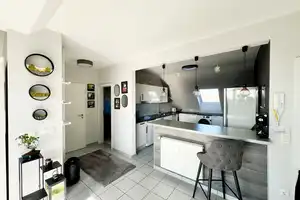 Stilvolle Maisonette-Wohnung mit Loggia – Mönchengladbach – Vorschaubild 3
