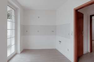 Frisch saniert // sofort bezugsfrei // Singelwohnung mit seperater Wohnküche in Gablenz – Pfarrstraße 10, 9126 Gablenz, Chemnitz – Vorschaubild 2