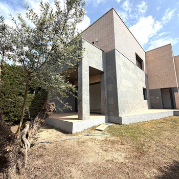 Spektakuläre Eckvilla in Vilafortuny, Cambrils