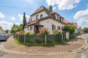 Charmantes Koloniehaus mit Garten und Entwicklungspotenzial – West-Höchster Str. 77, 65931 Zeilsheim, Frankfurt am Main – Vorschaubild 1