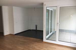 Helle 4-Zimmer-Wohnung mit Balkon in Stuttgart – Die vollständige Adresse der Immobilie erhältst du vom Anbieter., 70193 Hölderlinplatz, Stuttgart – Vorschaubild 2