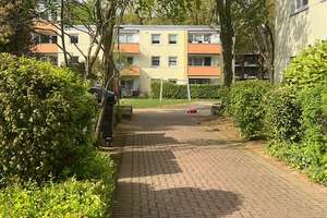 Attraktive 3,5-Zimmer-Wohnung mit Balkon, Klimaanlage & Tiefgarage in Köln-Weiden – Freiburger Str. 23, 50858 Weiden, Köln – Vorschaubild 13