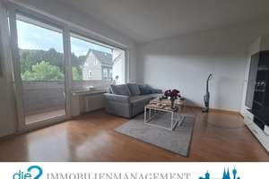 Helle 2-Zimmerwohnung mit Balkon und EBK zu vermieten!