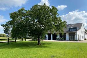 Wohnen in moderner Architektur auf idyllischem Hof im Grünen mit guter Anbindung – Die vollständige Adresse der Immobilie erhältst du vom Anbieter., 47802 Traar, Krefeld – Vorschaubild 2