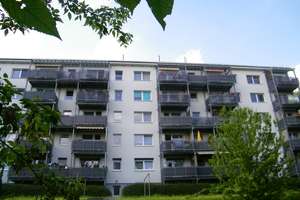 SÜDBALKON mit ERZGEBIRGSBLICK im GRÜNEN – Röhrsdorfer Straße 28, 9117 Rabenstein, Chemnitz – Vorschaubild 2