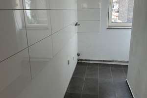 Attraktive, gepflegte 3 Zimmerwohnung in 47055 Duisburg Wanheimerort, zentrale Lage zu vermieten. – Schmiedestraße 29, 47055 Wanheimerort, Duisburg – Vorschaubild 3