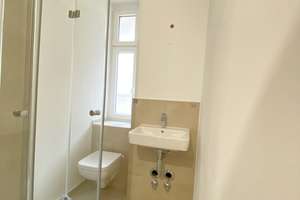 Sanierte 1 Zimmerwohnung mit Einbauküche und Dielenfußboden – Roseggerstr. 43, 12043 Neukölln (Ortsteil), Berlin – Vorschaubild 4