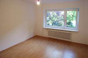 Schöne 4-Zimmer-Wohnung in Hamburg-Meiendorf zu verkaufen: grün, ruhig, gepflegt, familienfreundlich – Nydamer Ring 6, 22145 Rahlstedt, Hamburg – Vorschaubild 11
