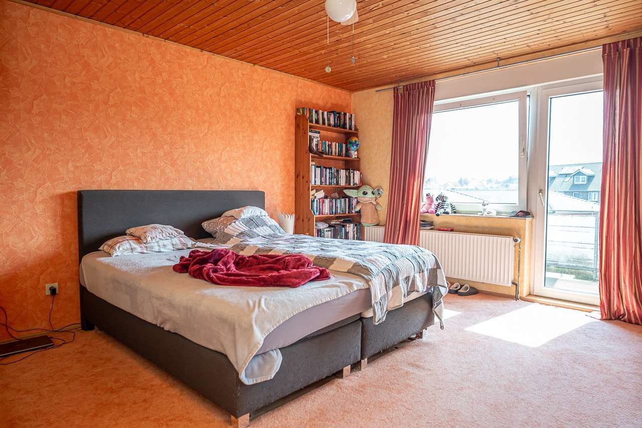 Immobilie in Zetel - Vielseitige Nutzung im Herzen Zetels - Bild 2