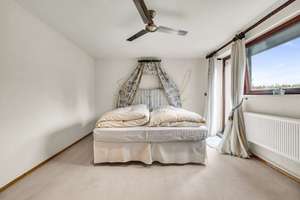 Property thumbnail 23