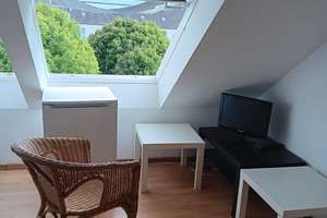 Möblierte Dachgeschosswohnung direkt am Uniklinik in Düsseldorf – 40225 Bilk, Düsseldorf – Vorschaubild 2