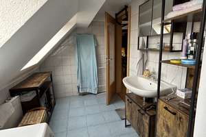 Gemütliche 2 Zimmer Wohnung ( ab sofort )  Küche & Einrichtung müssen abgekauft werden – Lessingstraße 10, 76135 Weststadt, Karlsruhe – Vorschaubild 3