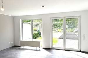 Modernes Reihenendhaus mit Atelier, kleinem Garten & Garage in ruhiger Lage von Hagen-Eilpe – Die vollständige Adresse der Immobilie erhältst du vom Anbieter., 58091 Eilpe, Hagen – Vorschaubild 2