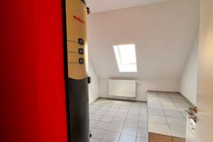 Großes Einfamilienhaus - Baujahr 2006 - mit 1.916 m² Grundstück, Doppelgarage & Homeoffice-Potenzial – Krottenseer Hauptstraße 14, 91284 Neuhaus an der Pegnitz – Vorschaubild 63