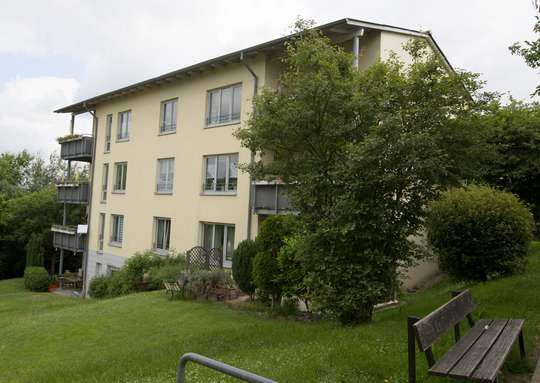 hwg - Großzügige 3- Zimmer Wohnung mit Balkon!