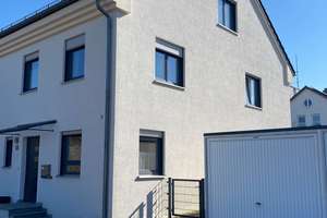 Moderne Doppelhaushälfte mit ca. 160m², 6 Zimmern, großem Garten, Balkon, Garage in  Altomünster – Stumpfenbacher Straße 43a, 85250 Altomünster – Vorschaubild 1